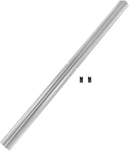Aluminiumprofil mit zwei Nuten und zwei schwarzen Verbindungsstücken, geeignet für die Montage von Zubehörteilen. Hergestellt von Bosch.